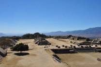 Visão geral de Monte Albán, ruínas zapotecas ao lado de Oaxaca, no México